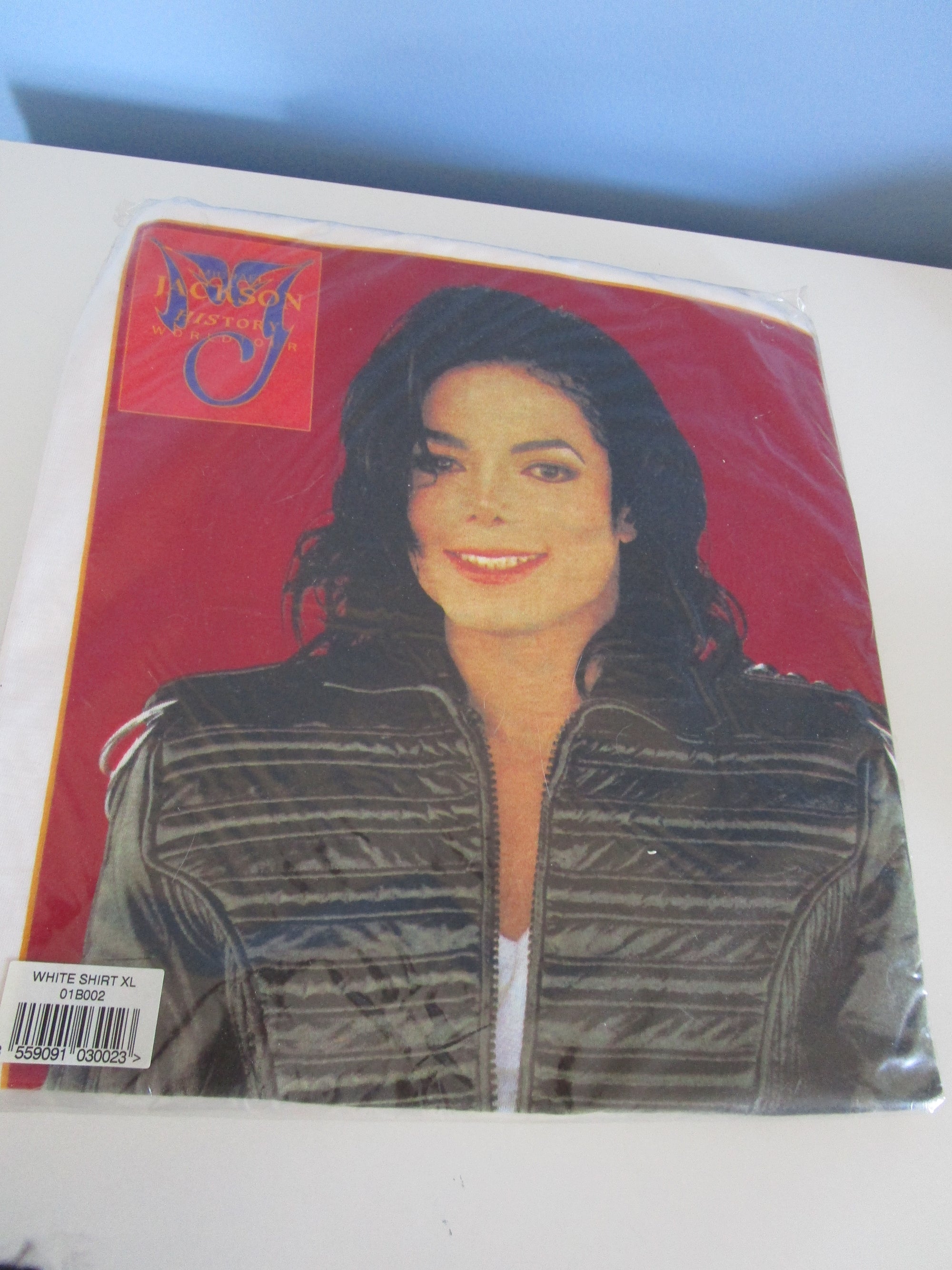 Michael Jackson Original HIStory Tour T-Shirt X-Large - MJJCollectors_Store