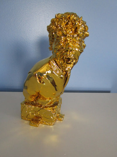 Michael Jackson thriller gold statue